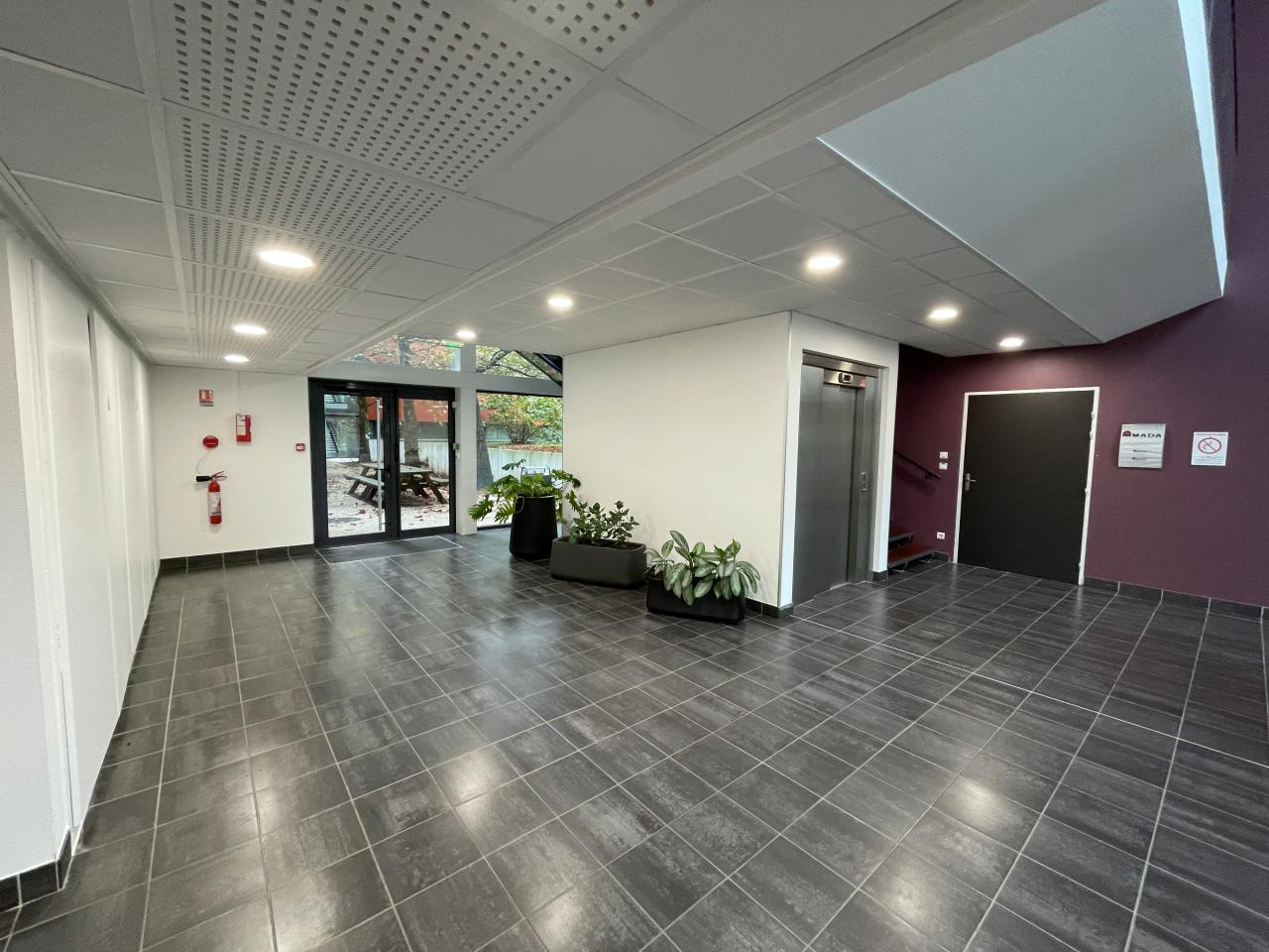 Bureau Saint-Herblain 1083m² Location bureau Saint-Herblain Loire-Atlantique OLBUR2112421 1